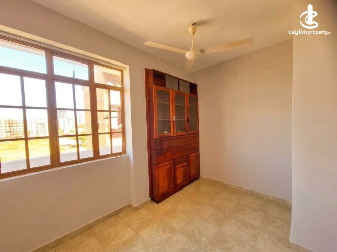 Apartment for Sale in Colombo 6 (Wellawatta,Pamankada,Kirulapona South) - 3 Bed Apartment for Immediate Sale - photo 4