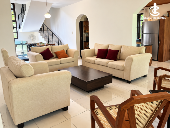 House for Sale in Thalawathugoda - Well-Maintained 4-Bedroom Family Home for Sale in Dolalanda Gardens, Thalawathugoda - pho…