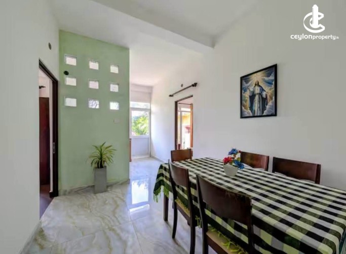 Commercial Property for Sale in Kandy - Villa for sale in Kandy - photo 6
