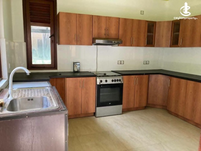 House for Sale in Kandy - House for sale in Kandy - photo 6
