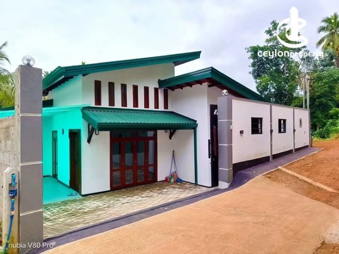 House for Sale in Kadawatha - House for sale in Kadawatha - photo 1