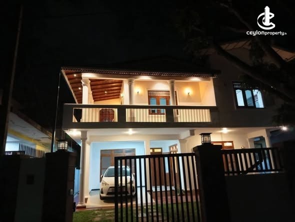 House for Sale in Ja-Ela - House for Sale in Ja-Ela - photo 3
