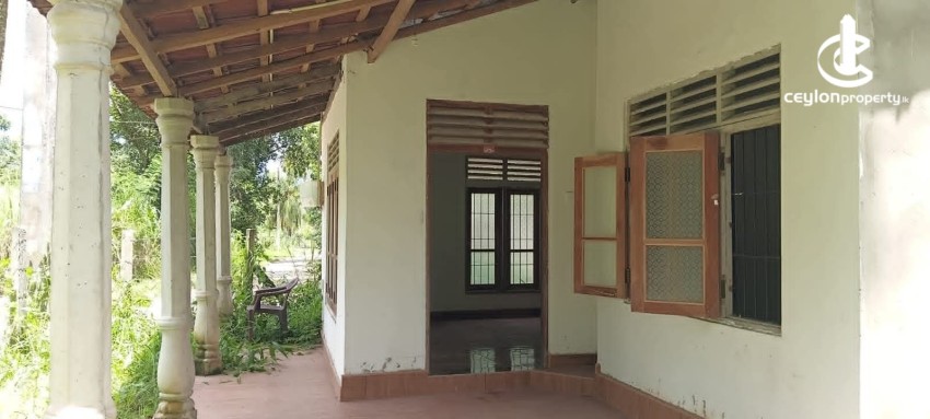 House for Sale in Gampaha - House for Sale in Gampaha - photo 2