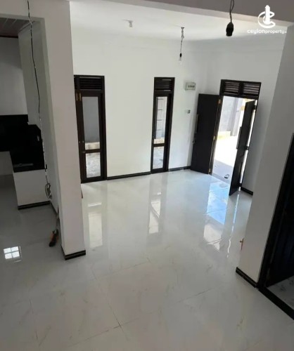 House for Sale in Homagama - House for Sale in Homagama - photo 4