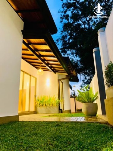House for Sale in Meegoda - House for Sale in Meegoda - photo 1