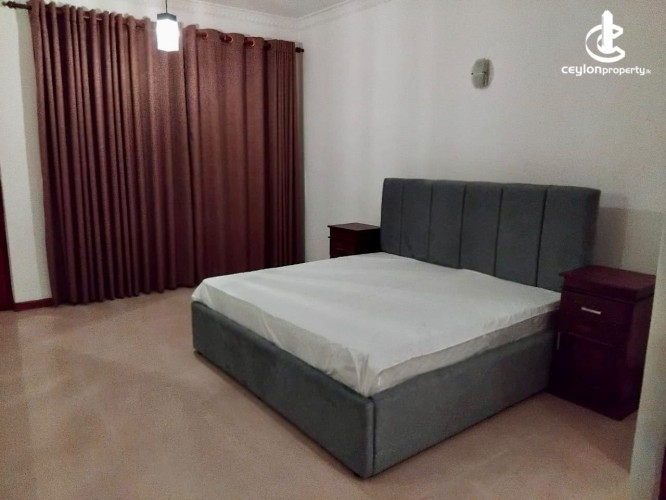 House for Rent in Battaramulla - Battaramulla - Luxury Fully Furnished 04 Bedroom House for Rent - photo 4