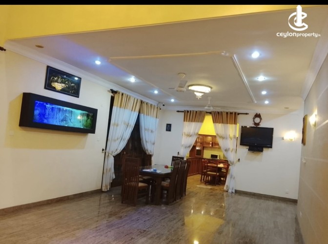 House for Rent in Thalawathugoda - Spacious Fully Furnished Luxury 05 Bed Rooms House for Rent in Thalawathugoda - photo 14
