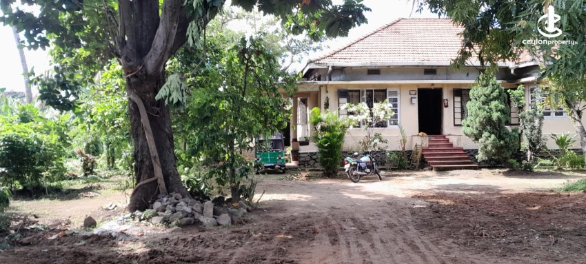 215 Perches of Prime Riverfront Land – Kelaniya