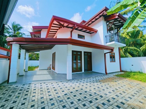 House for Sale in Athurugiriya - Brand New 2 Storied House, Athurugiriya