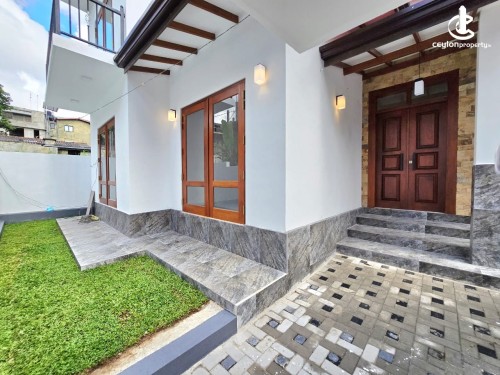 House for Sale in Bokundara - 🏡 Architect-Designed Luxury 2-Storey House for Sale – Piliyandala