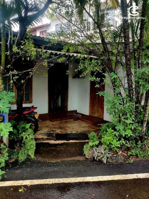 House for Sale in Colombo 8 (Borella) - House for Sale in Colombo 8 (Borella)