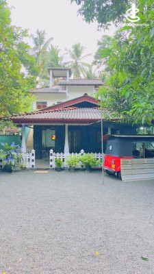 House for Sale in Hikkaduwa - House for Sale in Hikkaduwa