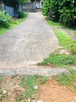 House for Sale in Makola - House for sale in Makola