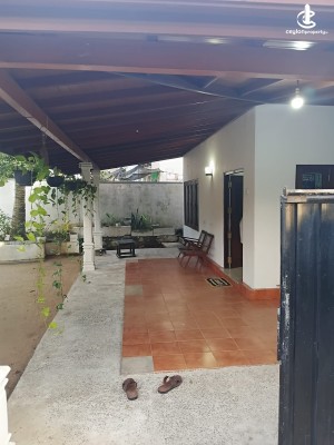House for Sale in Meegoda - House for sale in Meegoda