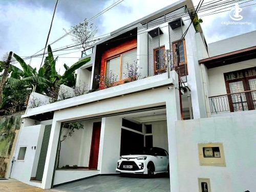 House for Sale in Battaramulla - House for sale in Battaramulla