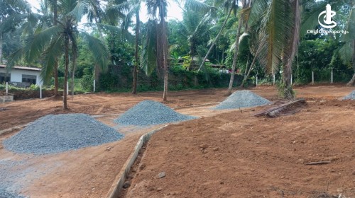 Land for Sale in Hanwella - Land for Sale in Hanwella