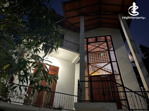 House for Sale in Katugastota - House for sale in Katugasthota