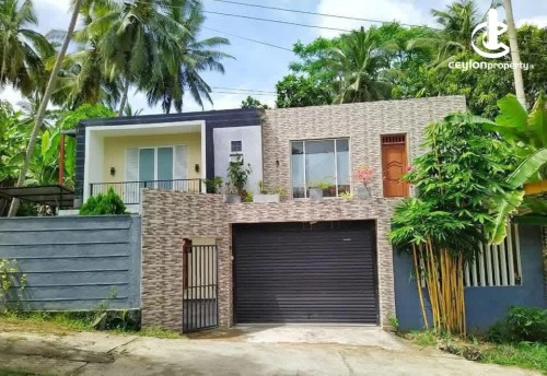 House for Sale in Kandy - Land for Sale in Kandy