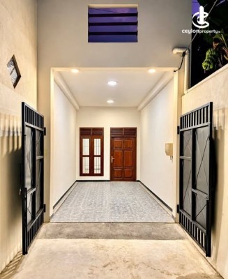House for Sale in Wellampitiya - House for sale in Wellampitiya