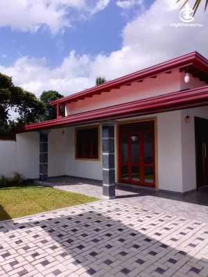House for Sale in Kesbewa - House for Sale in Kesbewa