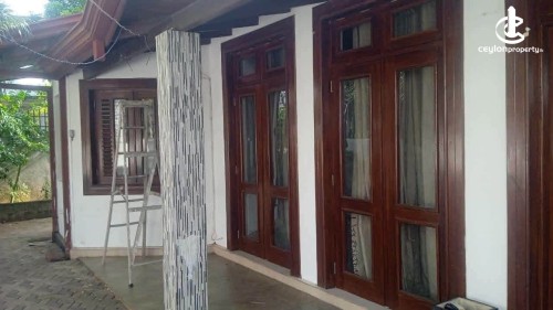 House for Rent in Wattala - Single-Story House for Rent in Kerawalapitiya Road, Hendala