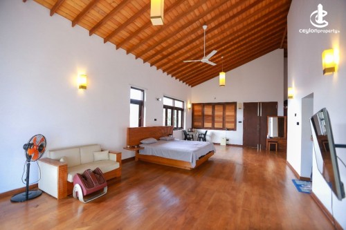 House for Sale in Nugegoda - LUXURY MODERN HOUSE FOR SALE IN NUGEGODA