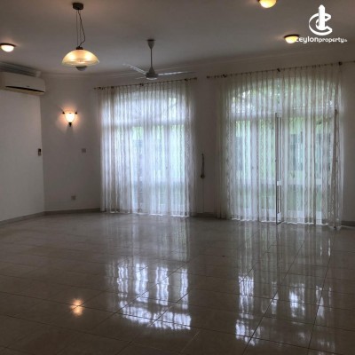 House for Sale in Colombo 8 (Borella) - 2 Storey - 05 Bedroom House for Sale Colombo 08 - HL33739