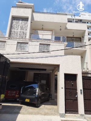 House for Rent in Colombo 5 (Narahenpita,Havelock Town,Kirulapona North) - 3 Bedroom - Upstairs House for Rent in Colombo 05…