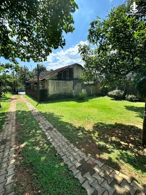 Land for Sale in Kottawa - Kottawa - Town Area 25 Perch Prime Commercial Land with a Livable House for Sale