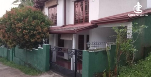 House for Sale in Panadura - Panadura Hirana Road, 04 Bedroom House with a beautiful garden on 17.6 Perches of Land for Sale
