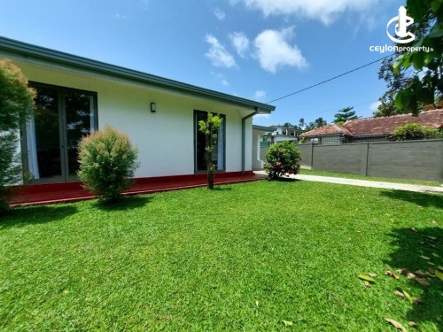 House for Rent in Malabe - Malabe Pothuarawa Road Newly Renovated Fully furnished 02 Bed Room House for Rent