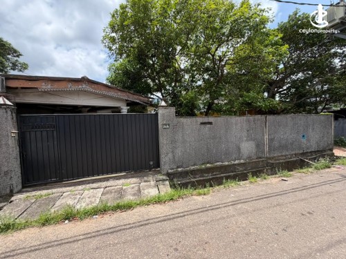 Commercial Property for Rent in Maharagama - Maharagama Town center - Facing Maharagama - Piliyandala Road Commercial Facili…