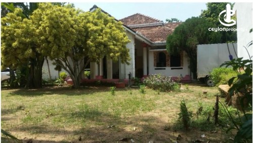 Land for Sale in Moratuwa - Koralawella - Moratuwa 110 Perches of Land with an Ancestral Home for Sale