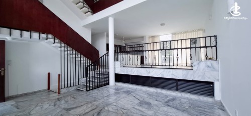 House for Rent in Colombo 3 (Colpety,Kollupitiya) - REF (P-sam-123)🏡✨ LUXURY UNFURNISHED HOUSE FOR RENT ✨🏡