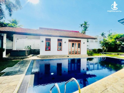 House for Sale in Battaramulla - Ref(P-JESUD-806)Luxury House with Pool for Sale – Battaramulla (Pipe Road, Koswatte)