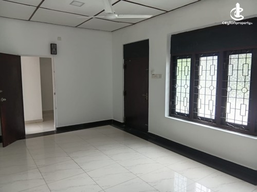House for Rent in Colombo 4 (Bambalapitiya) - Ref-(P-SAM-887) 🏡 HOUSE FOR RENT – COLOMBO 04