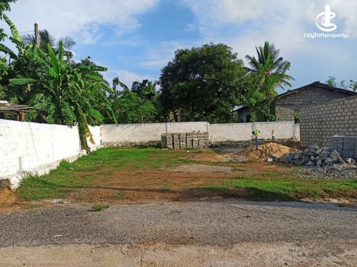 Land for Sale in Athurugiriya - Land for Sale in Athurugiriya