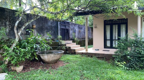 House for Sale in Gonapola Junction - 36 Perches Land With House For Sale In Kumbuka Gonapola