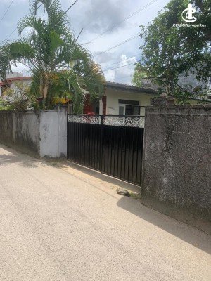 House for Sale in Wellampitiya - 13.6 Perches Land With House For Sale in Wellampitiya