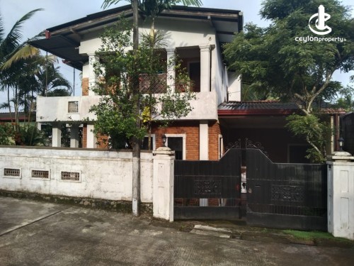 House for Sale in Pannipitiya - 10.5 Perches Two Storied House For Sale in Pannipitiya,