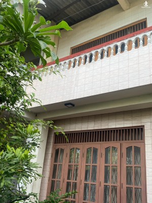 House for Sale in Wellampitiya - Two Storied house for sale at land value only in Wellampitiya junction