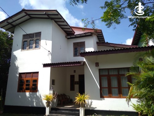 House for Sale in Bandaragama - 5 Bedroom Two Story House For Sale In Bandaragama