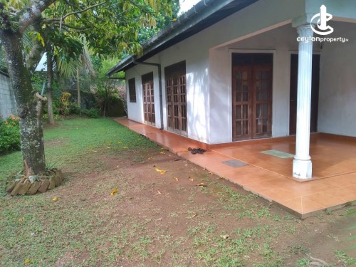 House for Sale in Thalawathugoda - 13.15 Perches Land With House For Sale In Thalawathugoda