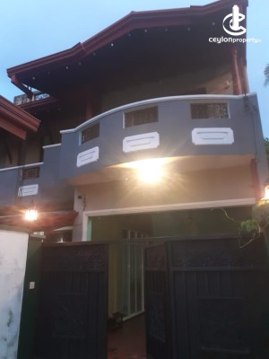 House for Sale in Boralesgamuwa - Two Storied House for Sale in Boralesgamuwa