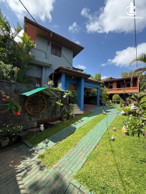 Land for Sale in Nawala - Two House With Land For Sale In Nawala