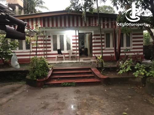 Land for Sale in Kadawatha - Land with House for Sale in Kadawatha