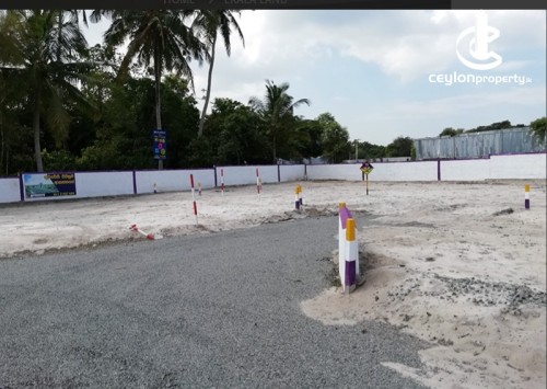 Land for Sale in Ja-Ela - Land for Sale – Ja-Ela (Minuwangoda Road)