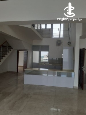 Apartment for Sale in Colombo 3 (Colpety,Kollupitiya) - Prestige tower, 4 bedroom unfurnished apartment for sale