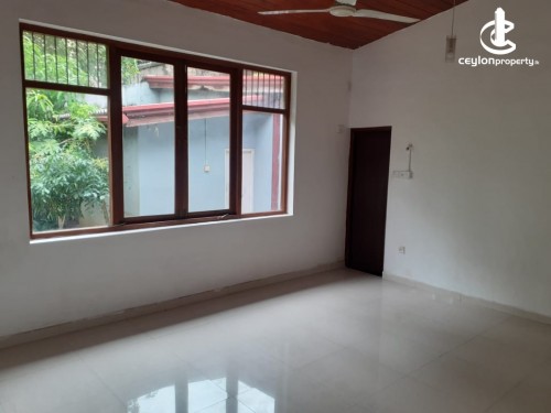 House for Rent in Dehiwala - 03 Bedroom House for Rent in Dehiwala (A098)
