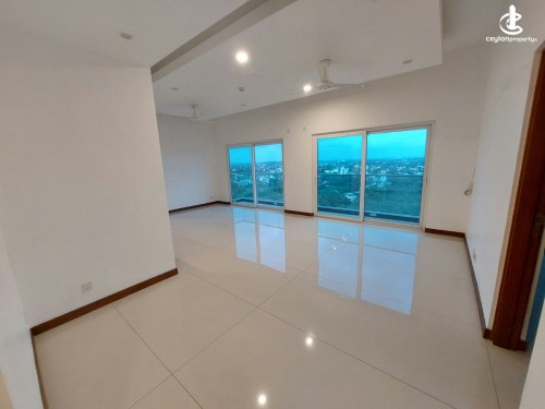 Apartment for Rent in Rajagiriya - Sky Gardens – 03 Bedroom Semi Furnished Apartment For Rent In Rajagiriya (A847)-RENTED